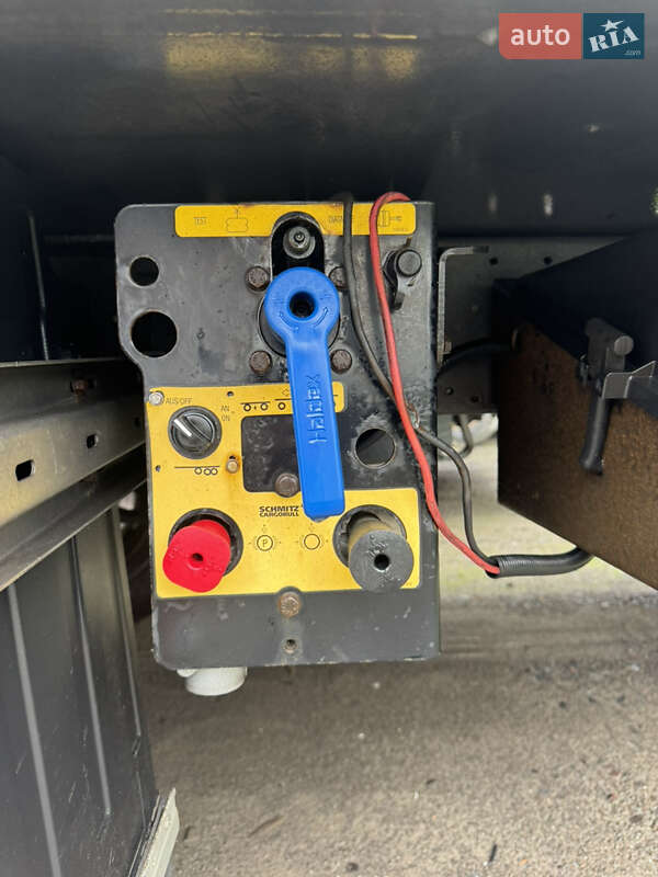 Рефрижератор напівпричіп Schmitz Cargobull SCB S3B 2013 в Львові