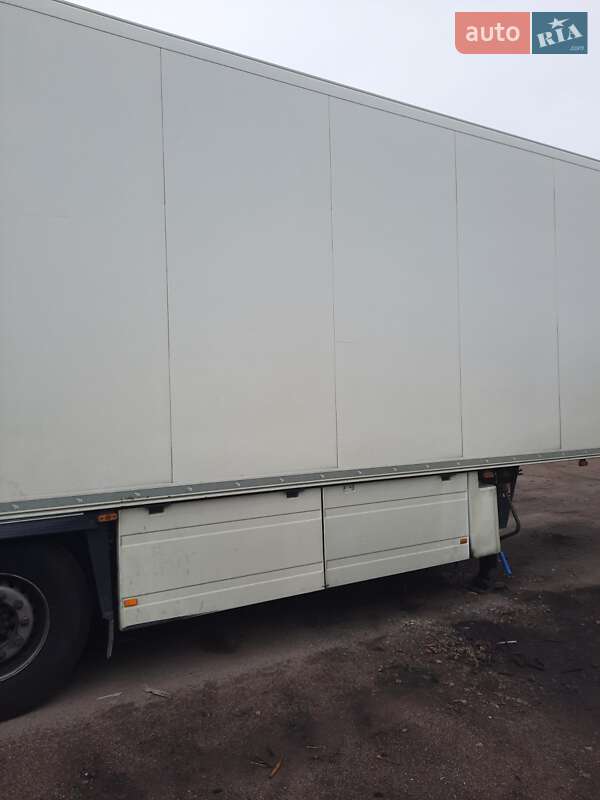Рефрижератор полуприцеп Schmitz Cargobull SCB S3B 2015 в Ровно фото 3 Рефрижератор полуприцеп Schmitz Cargobull SCB S3B 2015 в Ровно