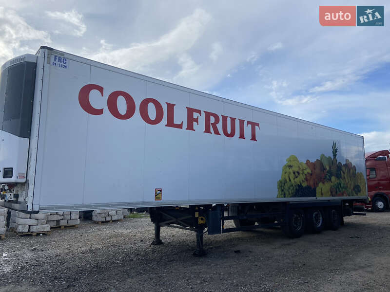 Рефрижератор напівпричіп Schmitz Cargobull SCB S3B 2013 в Славуті