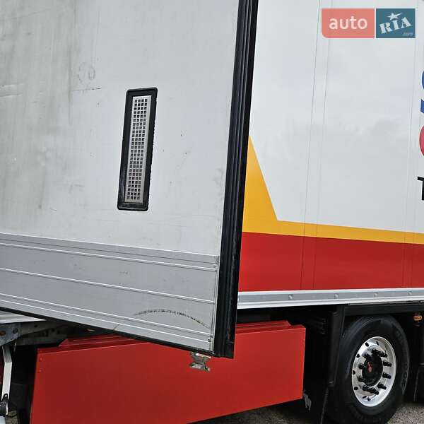 Рефрижератор полуприцеп Schmitz Cargobull SCB S3B 2013 в Кривом Роге