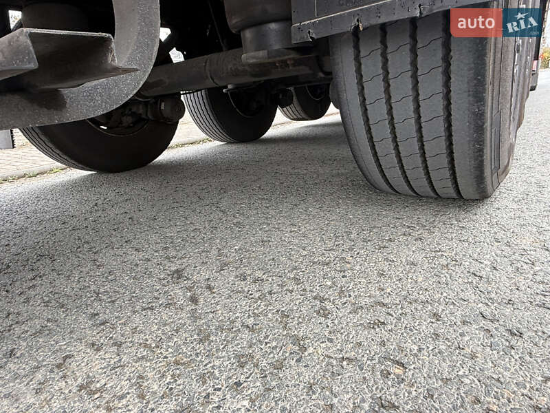 Рефрижератор Schmitz Cargobull SCB S3B 2017 в Черновцах