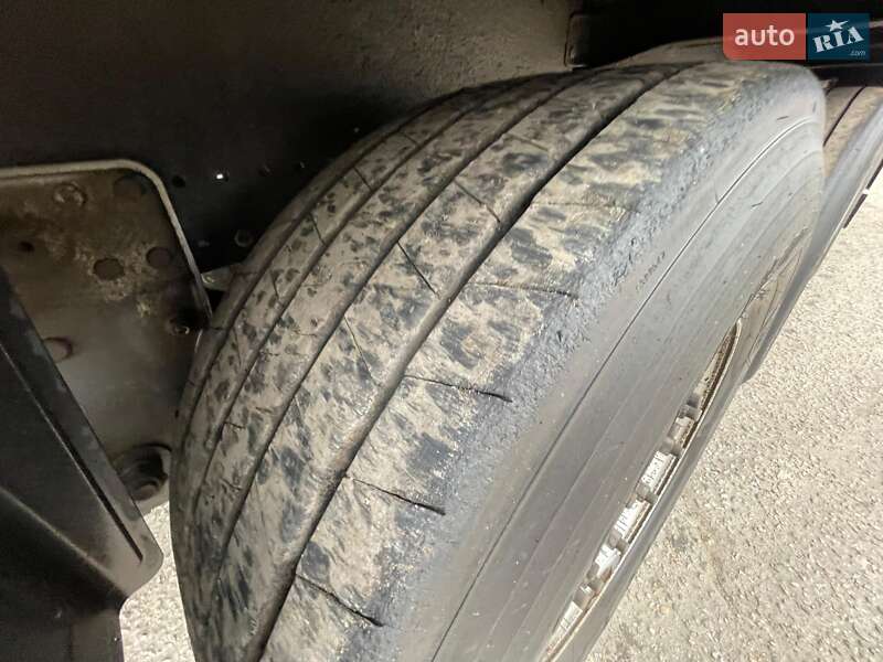 Тентований борт (штора) - напівпричіп Schmitz Cargobull SCB S3B 2015 в Запоріжжі