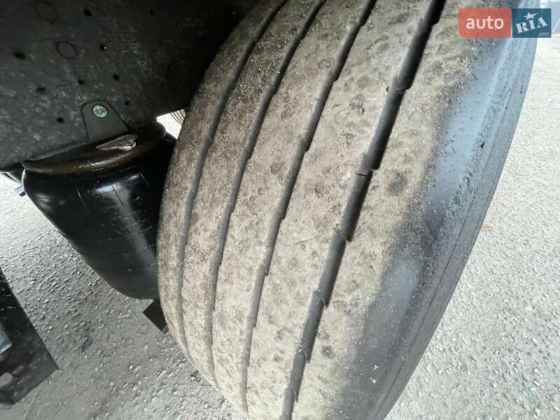 Тентований борт (штора) - напівпричіп Schmitz Cargobull SCB S3B 2015 в Запоріжжі