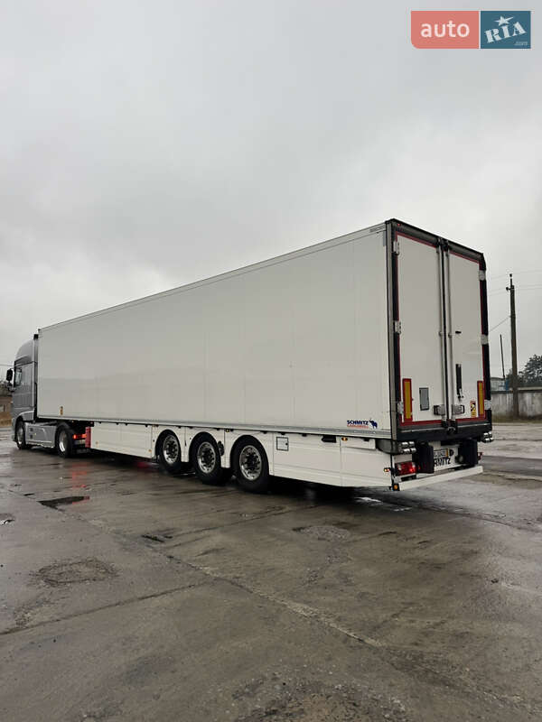 Рефрижератор напівпричіп Schmitz Cargobull SCB S3B 2017 в Києві
