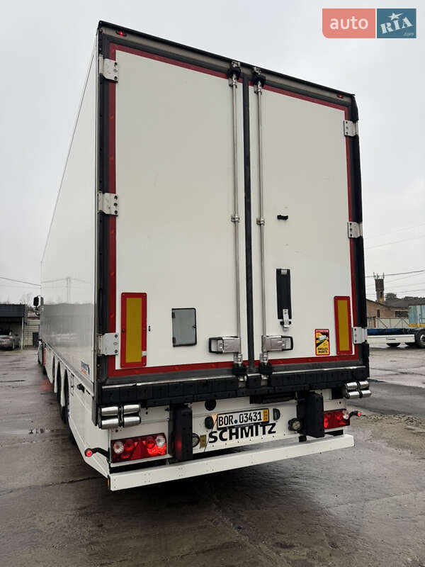 Рефрижератор напівпричіп Schmitz Cargobull SCB S3B 2017 в Києві