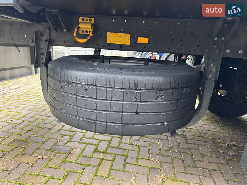 Рефрижератор полуприцеп Schmitz Cargobull SCB S3B 2015 в Виннице