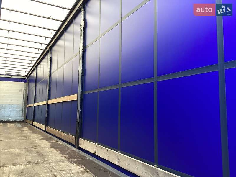 Тентований борт (штора) - напівпричіп Schmitz Cargobull SCB S3T 2016 в Черкасах