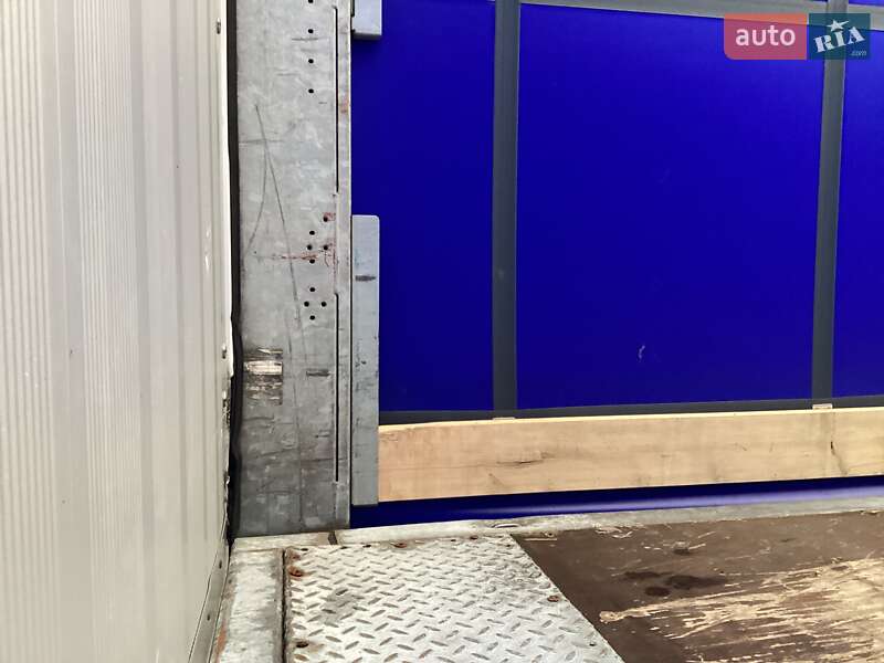 Тентований борт (штора) - напівпричіп Schmitz Cargobull SCB S3T 2016 в Черкасах