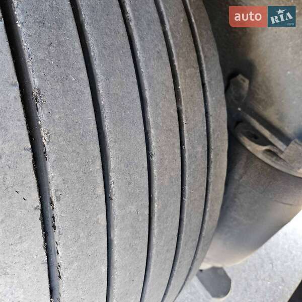 Тентований борт (штора) - напівпричіп Schmitz Cargobull SCB S3T 2015 в Кривому Розі