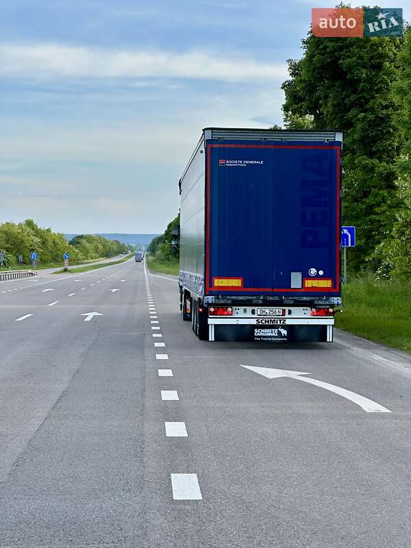 Тентований борт (штора) - напівпричіп Schmitz Cargobull SCB S3T 2016 в Бродах фото 6 Тентований борт (штора) - напівпричіп Schmitz Cargobull SCB S3T 2016 в Бродах