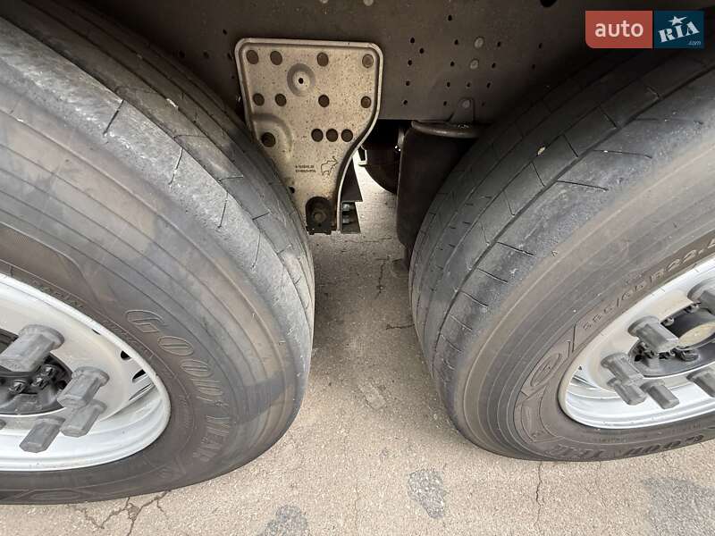 Тентованный борт (штора) - полуприцеп Schmitz Cargobull SCB S3T 2017 в Житомире