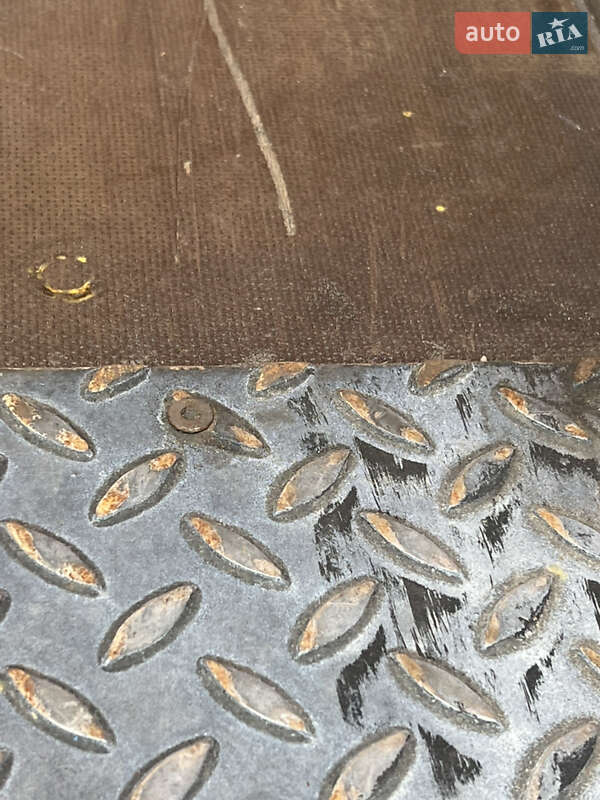 Тентованный борт (штора) - полуприцеп Schmitz Cargobull SCB S3T 2014 в Луцке