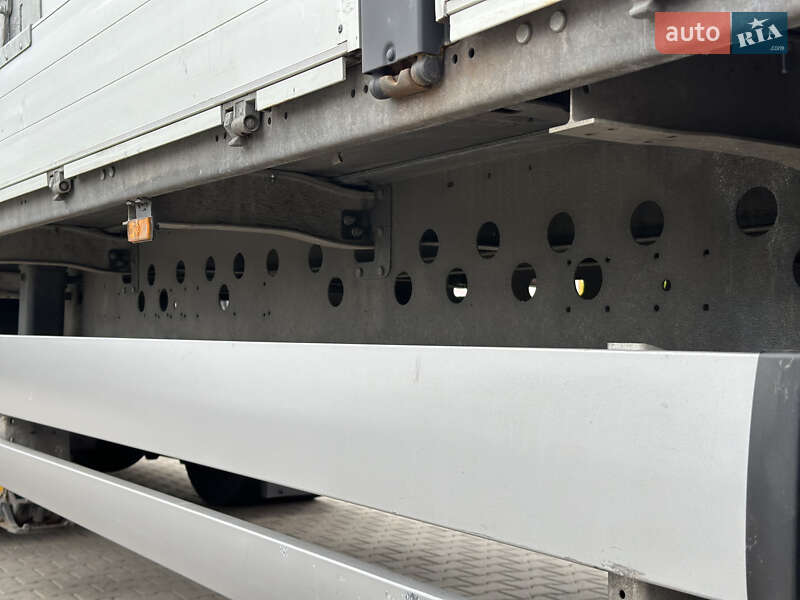 Бортовий напівпричіп Schmitz Cargobull SCB S3T 2021 в Рівному