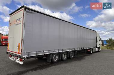 Тентованный борт (штора) - полуприцеп Schmitz Cargobull SCB S3T 2014 в  фото 3 Тентованный борт (штора) - полуприцеп Schmitz Cargobull SCB S3T 2014 в