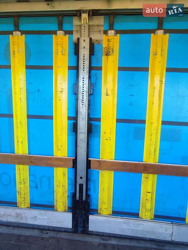 Тентований борт (штора) - напівпричіп Schmitz Cargobull SCB S3T 2015 в Києві фото 14 Тентований борт (штора) - напівпричіп Schmitz Cargobull SCB S3T 2015 в Києві
