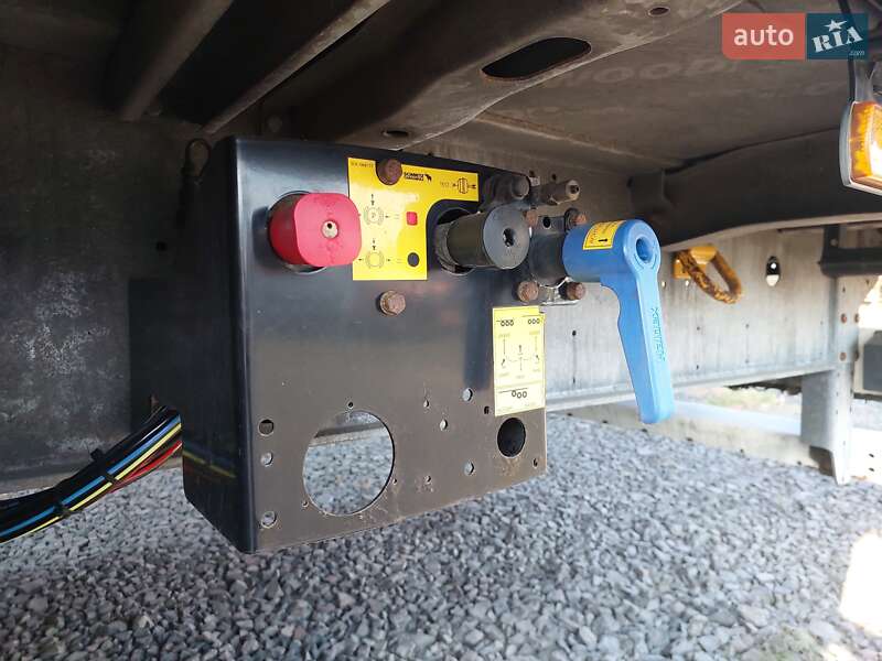 Тентований борт (штора) - напівпричіп Schmitz Cargobull SCB S3T 2014 в Луцьку фото 7 Тентований борт (штора) - напівпричіп Schmitz Cargobull SCB S3T 2014 в Луцьку