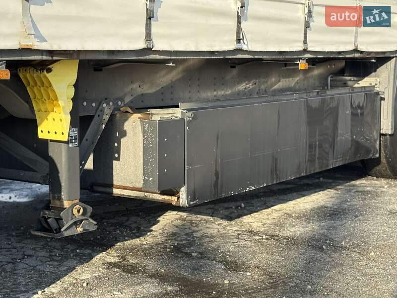 Тентований борт (штора) - напівпричіп Schmitz Cargobull SCB S3T 2015 в Житомирі