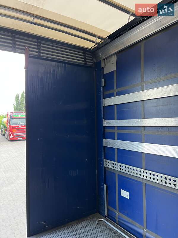 Тентований борт (штора) - напівпричіп Schmitz Cargobull SCB S3T 2017 в Луцьку