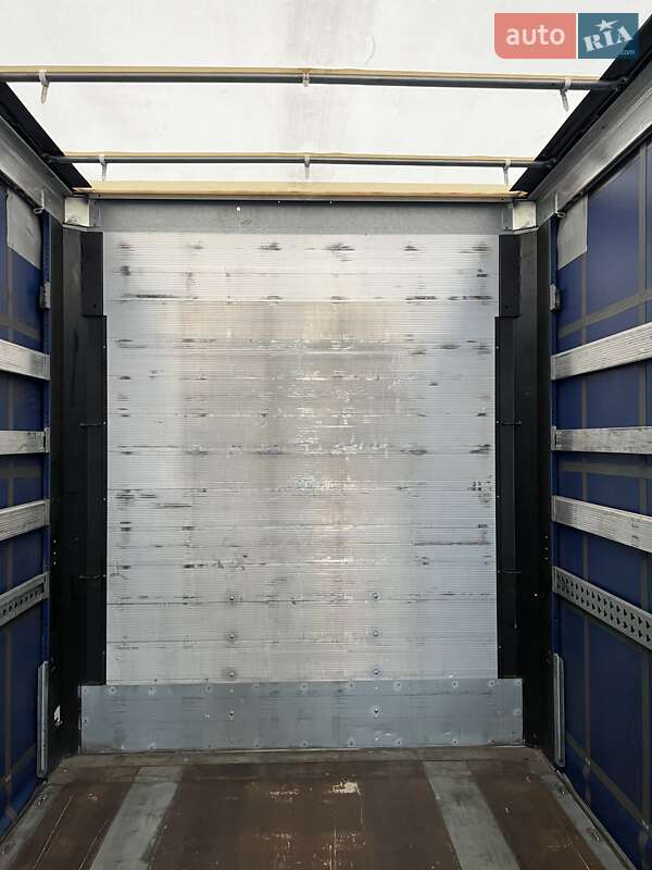 Тентований борт (штора) - напівпричіп Schmitz Cargobull SCB S3T 2017 в Луцьку