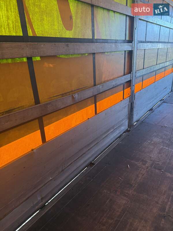 Тентованный борт (штора) - полуприцеп Schmitz Cargobull SCB S3T 2016 в Черновцах