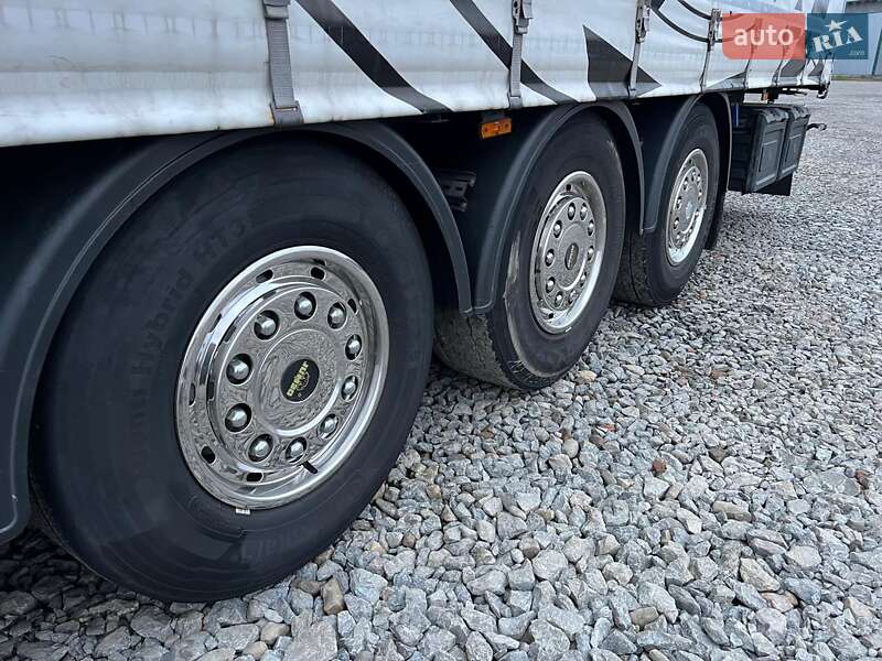 Тентованный борт (штора) - полуприцеп Schmitz Cargobull SCB S3T 2014 в Черновцах