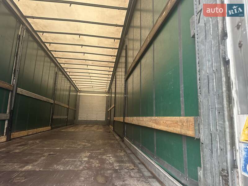 Тентованный борт (штора) - полуприцеп Schmitz Cargobull SCB S3T 2013 в Калуше фото 12 Тентованный борт (штора) - полуприцеп Schmitz Cargobull SCB S3T 2013 в Калуше