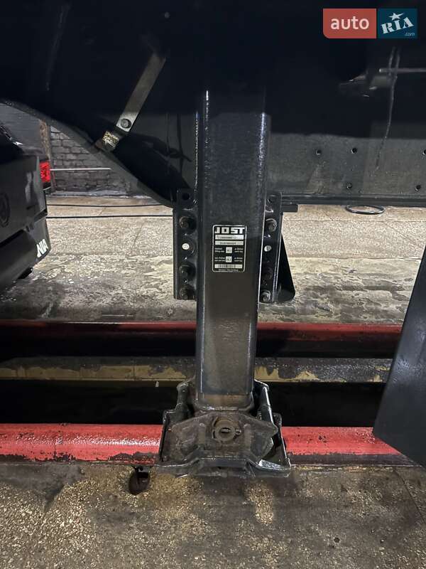 Тентований борт (штора) - напівпричіп Schmitz Cargobull SCB S3T 2012 в Києві