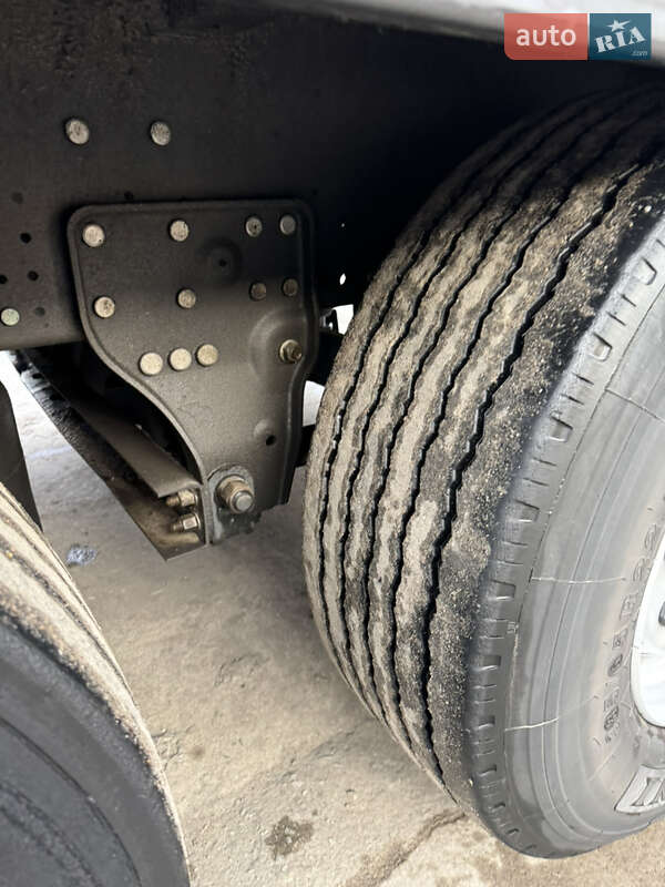 Тентованный борт (штора) - полуприцеп Schmitz Cargobull SCB S3T 2018 в Луцке