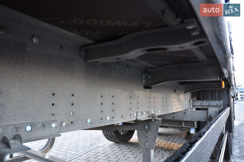 Тентованный борт (штора) - полуприцеп Schmitz Cargobull SCB S3T 2017 в Ровно