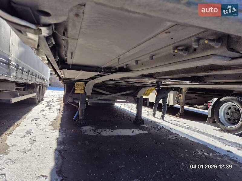 Тентованный борт (штора) - полуприцеп Schmitz Cargobull SCB S3T 2017 в Ковеле фото 16 Тентованный борт (штора) - полуприцеп Schmitz Cargobull SCB S3T 2017 в Ковеле