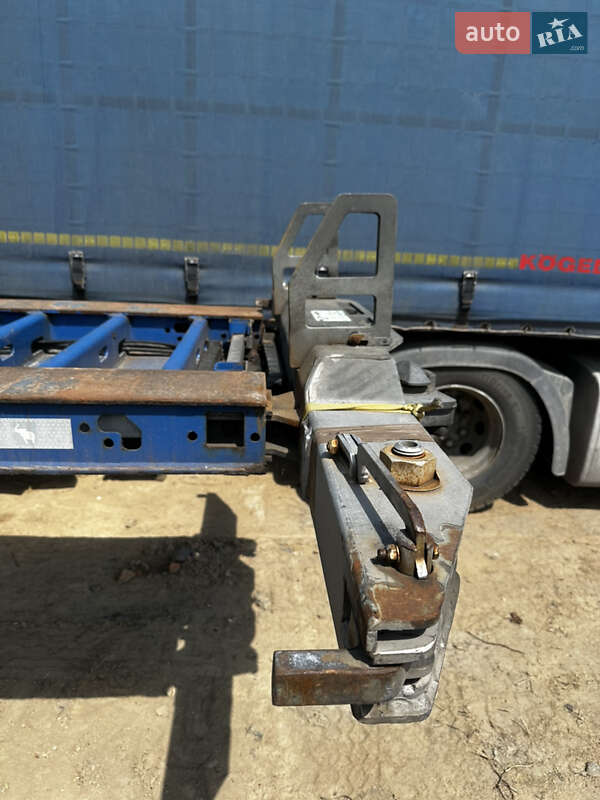 Контейнеровоз напівпричіп Schmitz Cargobull SCF 2013 в Луцьку