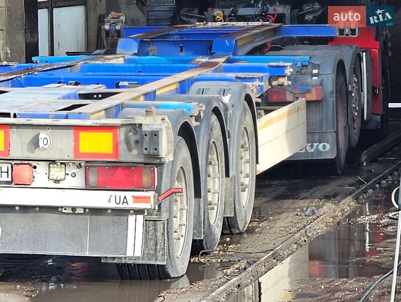 Контейнеровоз полуприцеп Schmitz Cargobull SCF 2012 в Черноморске