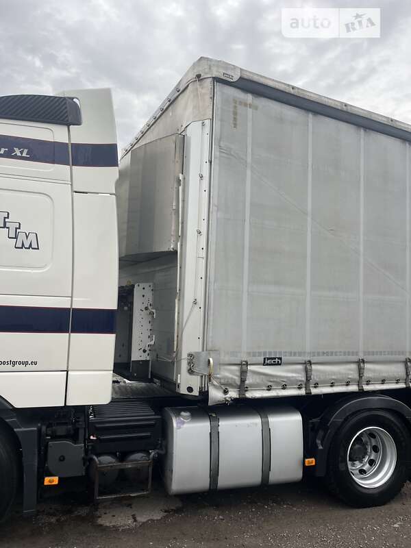 Бортовой полуприцеп Schmitz Cargobull Schutz 2012 в Сарнах