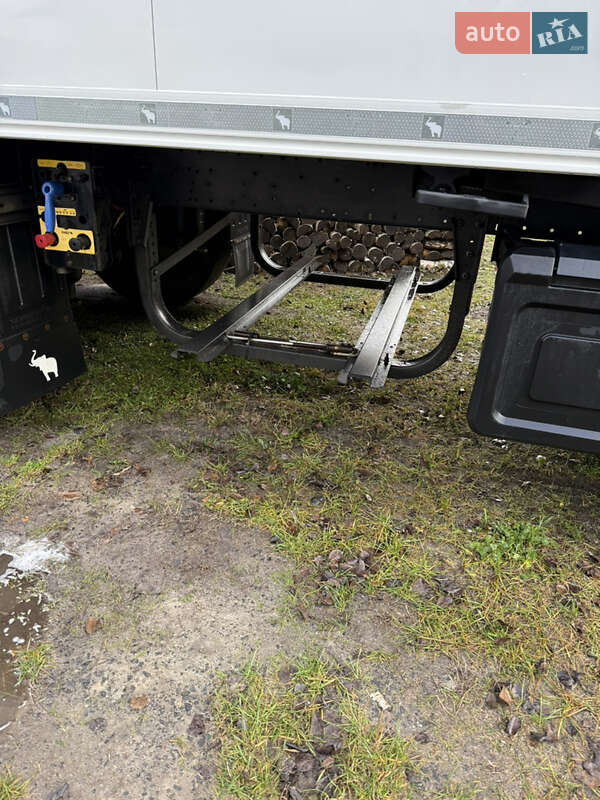 Рефрижератор полуприцеп Schmitz Cargobull Schutz 2016 в Владимирце