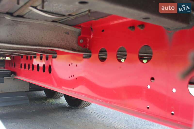 Тентований борт (штора) - напівпричіп Schmitz Cargobull SCS 24/L 2012 в Хусті фото 9 Тентований борт (штора) - напівпричіп Schmitz Cargobull SCS 24/L 2012 в Хусті