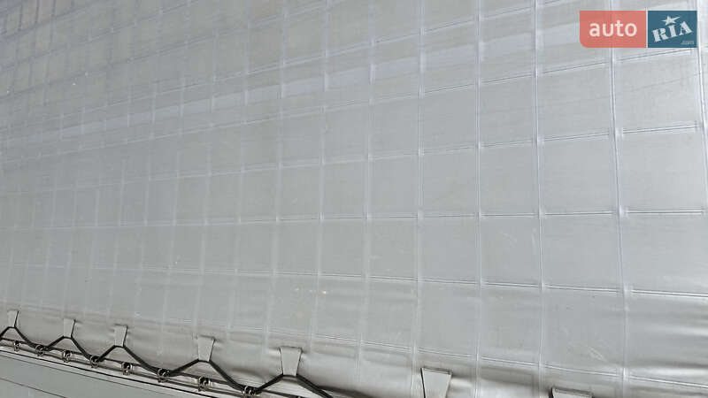 Бортовий напівпричіп Schmitz Cargobull SCS 24/L 2012 в Луцьку