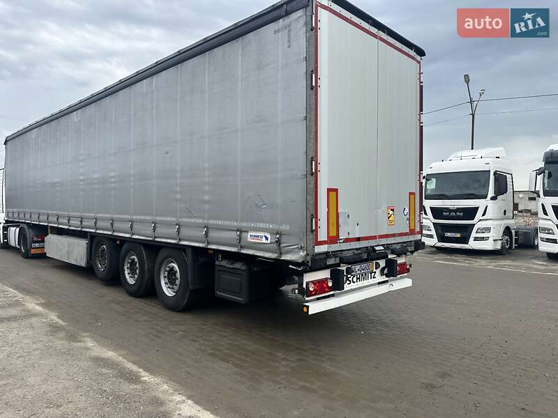Тентованный борт (штора) - полуприцеп Schmitz Cargobull SCS 24/L 2016 в Калуше