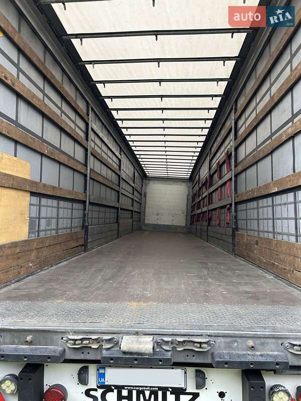 Тентованный борт (штора) - полуприцеп Schmitz Cargobull SCS 24/L 2017 в Киеве