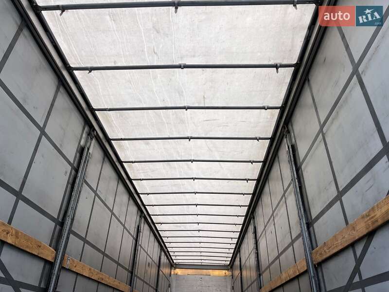 Тентований борт (штора) - напівпричіп Schmitz Cargobull SCS 24/L 2012 в Тернополі