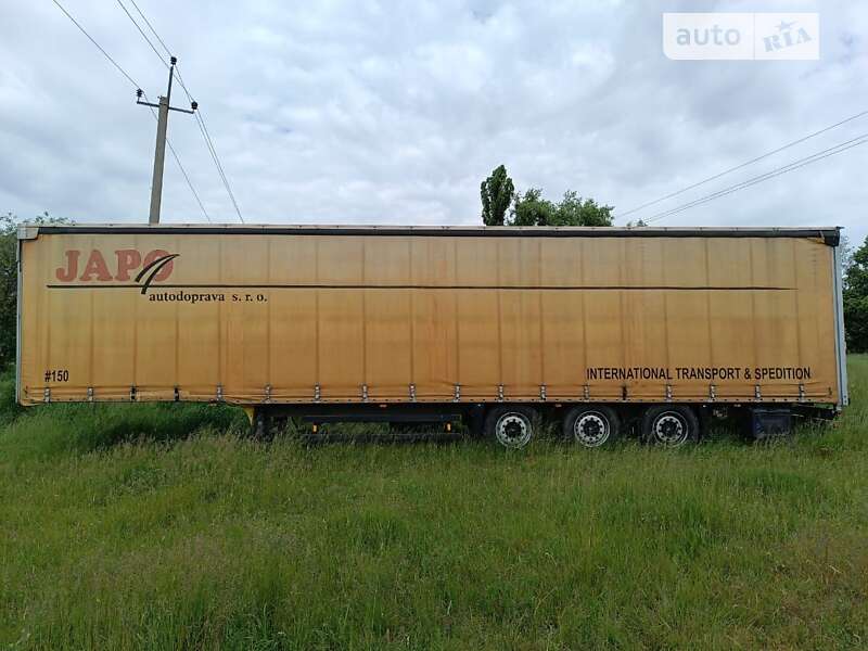 Тентований борт (штора) - напівпричіп Schmitz Cargobull SCS 2006 в Борисполі