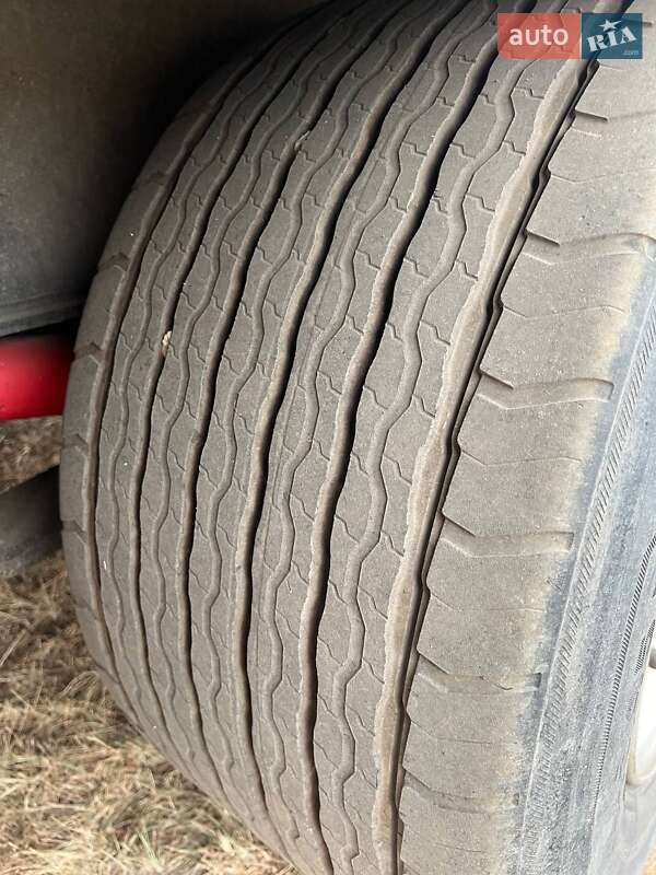 Платформа полуприцеп Schmitz Cargobull SCS 2006 в Луцке