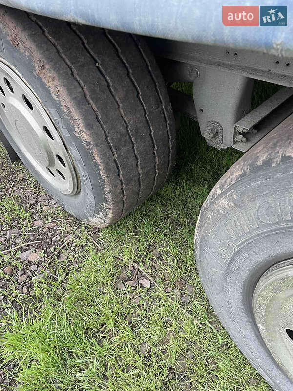 Тентований борт (штора) - напівпричіп Schmitz Cargobull SCS 2010 в Ужгороді