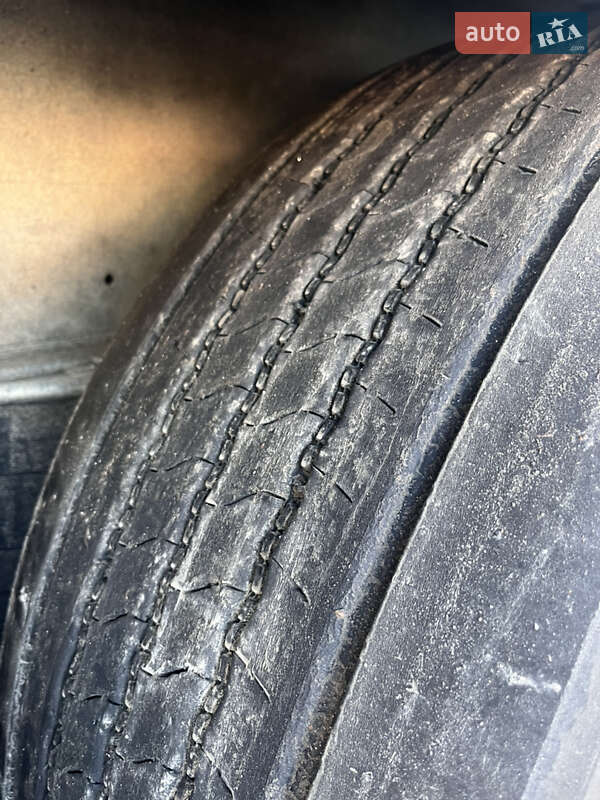 Тентованный борт (штора) - полуприцеп Schmitz Cargobull SCS 2009 в Хусте