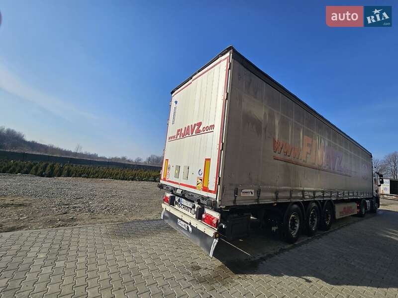 Бортовой полуприцеп Schmitz Cargobull SCS 2013 в 