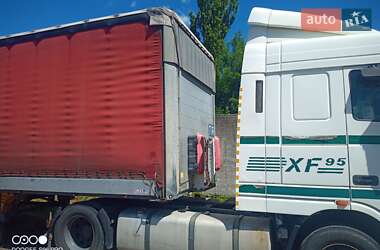 Бортовой полуприцеп Schmitz Cargobull SCS 2007 в 