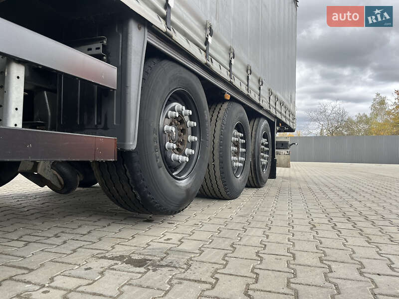 Тентованный борт (штора) - полуприцеп Schmitz Cargobull SCS 2013 в Долине