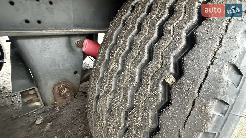 Тентований борт (штора) - напівпричіп Schmitz Cargobull SCS 2011 в Києві