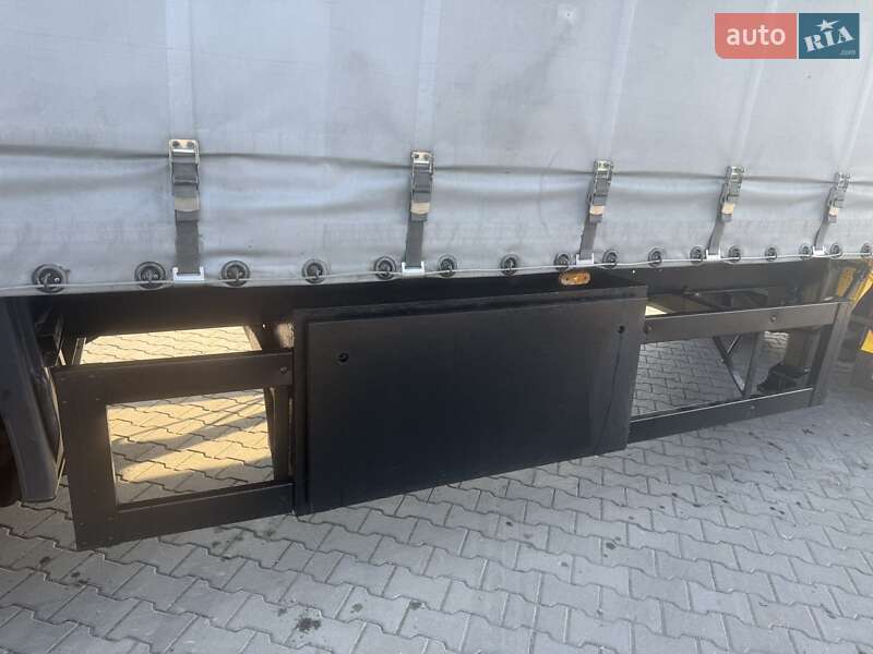 Тентованный борт (штора) - полуприцеп Schmitz Cargobull SCS 2006 в Львове