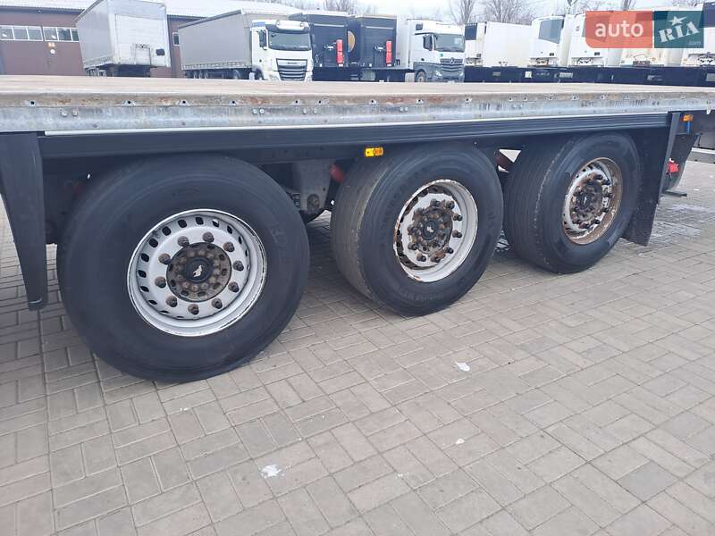 Платформа полуприцеп Schmitz Cargobull SCS 2015 в Черкассах