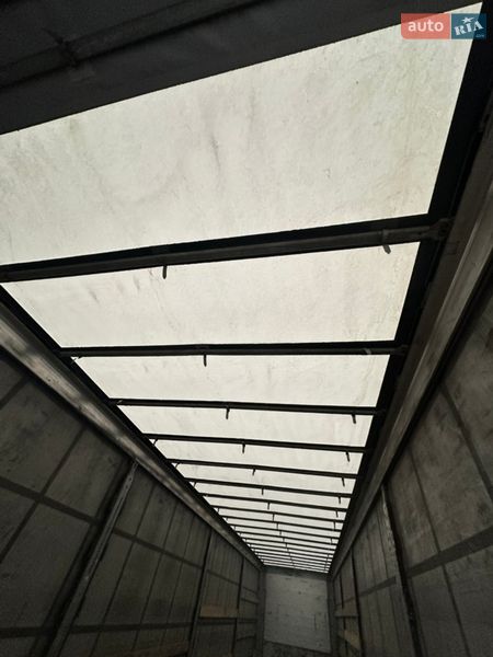 Тентованный борт (штора) - полуприцеп Schmitz Cargobull SCS 2017 в Львове